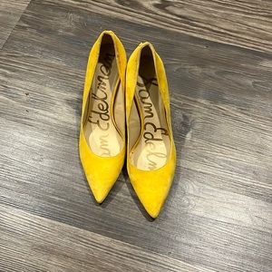 Mustard yellow pumps